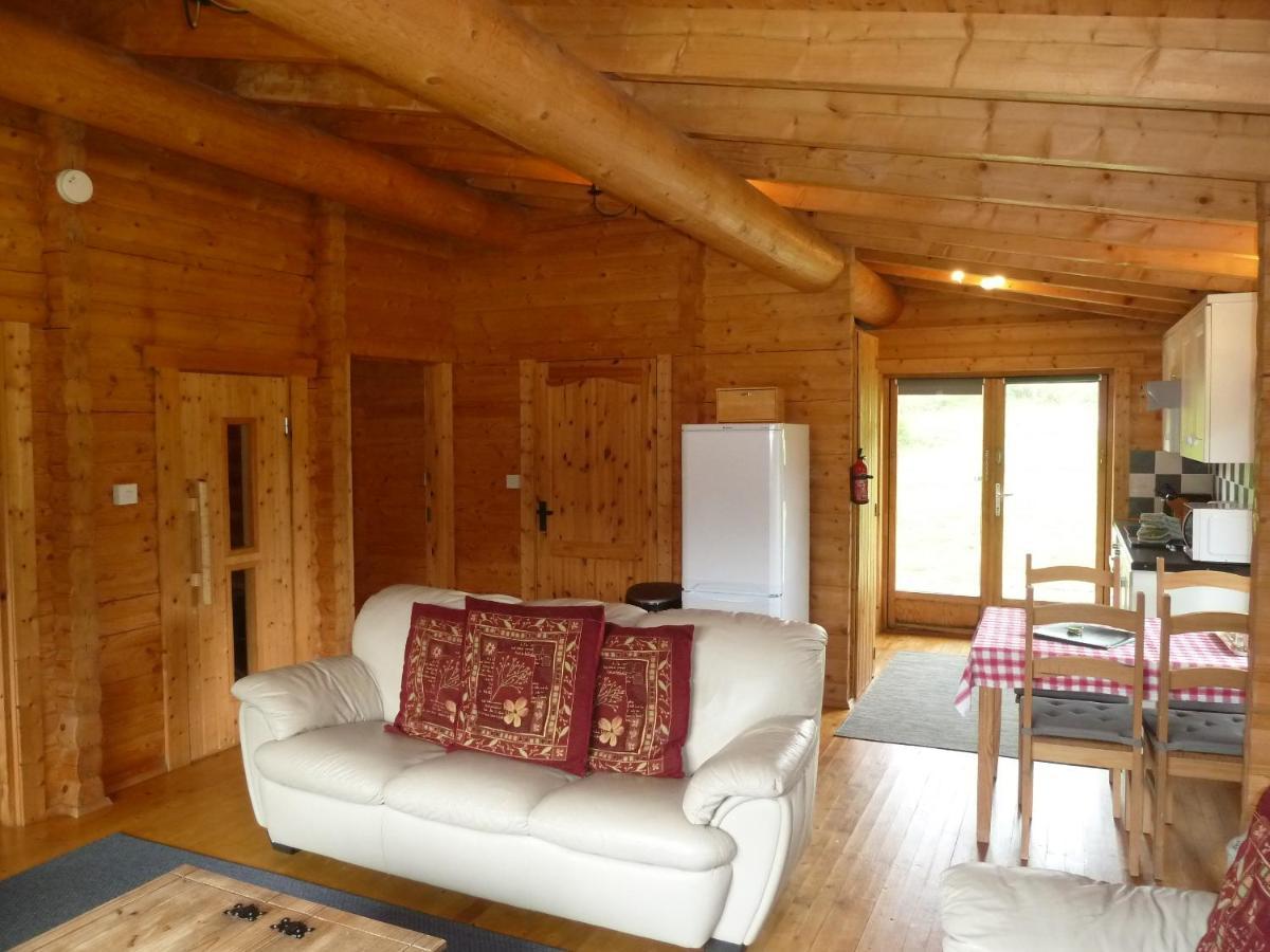 Glenbeag Mountain Lodges Glenshee 외부 사진