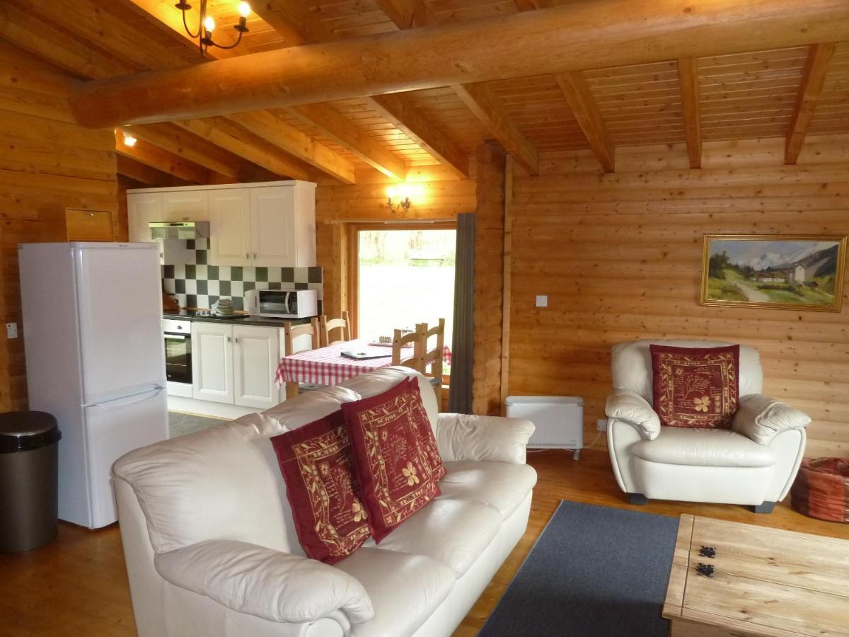 Glenbeag Mountain Lodges Glenshee 외부 사진